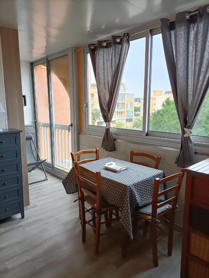 Le Clin D'Oeil Sur Le Port. Lejlighed Gruissan Eksteriør billede